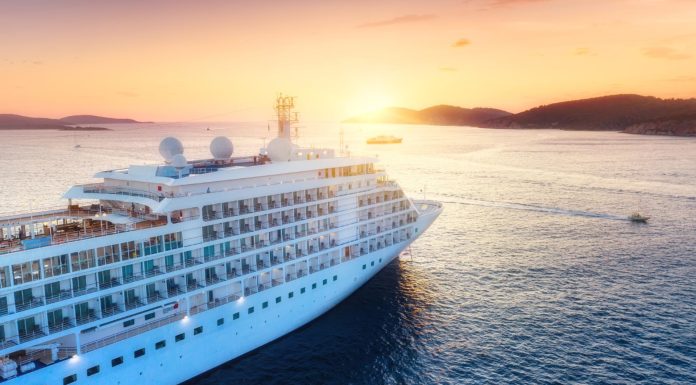 Comment trouver une croisière méditerranéenne alliant confort et élégance